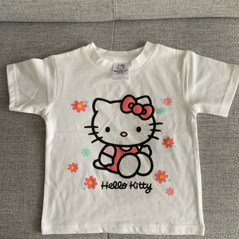 New Hello Kitty top sz 2